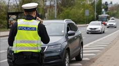 Řidič nabídl policistům 50 tisíc korun. Dělejte, že jsme se neviděli, vyzval je