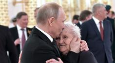 Poradila mu, jak ovládnout svět. Putina všechno naučila tahle žena