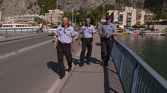 Čeští policisté budou v létě u Jadranu. Mají pomáhat turistům v nesnázích