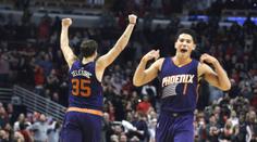 Velký obrat v Chicagu! Phoenix vyhrál košem v poslední vteřině