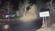 Brutální smrt muže na Mělnicku: Policisté zadrželi ženu, měla ho vykastrovat