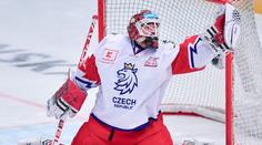 Rána pro brankáře hokejové repre. Jeho žena už od podzimu bojuje s rakovinou