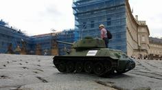 UPGRADE: S tanky na Hrad