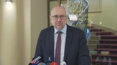 Vláda chce méně učitelů. Je jich příliš, brání to růstu platů, říká Bek