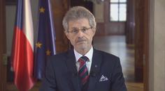 Jsme skvělou a silnou zemí, prohlásil Vystrčil. Chválil solidaritu občanů
