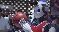Basketbalisté, třeste se. Roboti s umělou inteligencí sázejí jeden koš za druhým