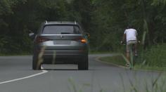Absurditou roku je boční odstup při předjíždění cyklisty. Souhlasíte?