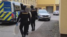 Vražda ve Vysokém Mýtě. Oběť měl muž bodnout kuchyňským nožem