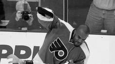 Zemřel Ray Emery! Gólman a rváč, který vyhrál Stanley Cup