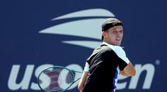 Menšík předvedl další český comeback. Muchová vyřadila bývalou jedničku