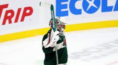 Brankář se trefil přes celé hřiště. Gól dal jako patnáctý v historii NHL