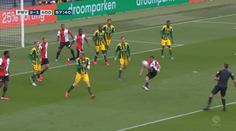 Borec na konec! Fotbalista Feynoordu vstřelil krásnou branku