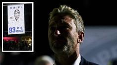Nedvěd se loučil: Slzy skryl pod kšilt, dres 93 už je pod stropem