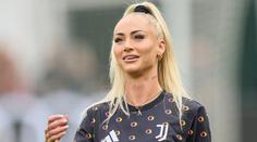 Fanoušci šílí. Fotbalová kráska trénovala na pláži, ukázala skoro všechno