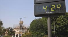 Evropu bičují úmorná vedra! Stovky lidí zemřely, hasiči krotí ničivé požáry