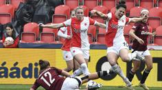 Ženy Slavie zdemolovaly Spartu a mají double, hattrickem zazářila Svitková
