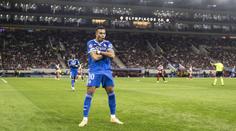Čtyři góly, hattrick pod sedm minut. Mbappé zářil a zastal se kouče: Musíme ho chránit