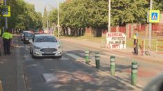 Motorkář srazil 15letou dívku. Město chce nebezpečný přechod zabezpečit