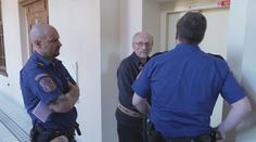 Před spravedlností prchal 18 let, nyní je u soudu. Měl ukrást desítky milionů
