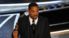 Drama na předávání Oscarů: Will Smith udeřil Chrise Rocka. Nejvíc sošek dostalo sci-fi Duna