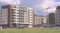 Bydlení bude dostupnější, slibují strany voličům. Odborníci ale kroutí hlavou