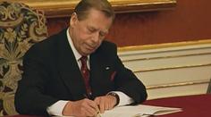 Česko má v NATO bohatou historii. Vstup do Aliance ale nebyl snadný