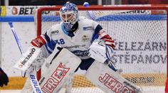Třinec a Kometa mají mečbol. Furch předvedl v závěru fantastický zákrok