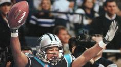 Nechal zabít těhotnou. Hráč NFL je po 17 letech volný, má jedno přání 