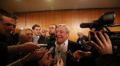 Zeman VČERA: Lobbista Šlouf mi nepomáhá! Šlouf DNES: Pomáhal jsem a dobře!