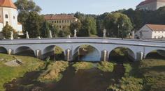 Barokní most v Náměšti nad Oslavou se musí znovu opravit. Po třech letech