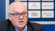 Manažeři extraligových klubů jednali šest hodin, Šulc o funkci nepřišel