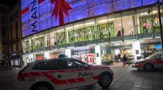 Žena pobodala v obchodě dvě zákaznice, je podezřelá z terorismu