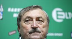 Strach o fotbalovou legendu: Antonín Panenka je na JIP, má koronavirus