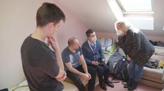 Místo inkubátorů postele, nemocnice využila bývalou porodnici k ubytování uprchlíků