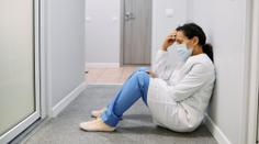 Dochází mi síly, říká lékařka. Na klidné Vánoce s rodinou může zapomenout