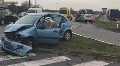 Dvě nehody za tři hodiny! Řidiči nedali přednost, zranilo se 10 lidí