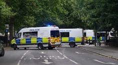 Smrt novorozence šokovala Británii. Z vraždy miminka policie obvinila i čtyři Slováky