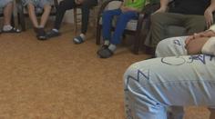 Mladíka (16) odsoudili za vraždu dvou lidí. Přesto je s dětmi ve výchovném ústavu