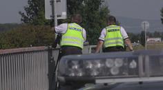Policii došla trpělivost s řidiči kamionů. Na D8 budou každodenní kontroly