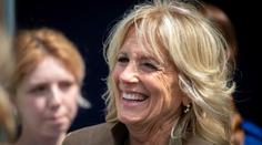 První dáma USA se po operaci rakoviny kůže cítí dobře