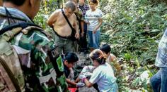 Turistka chtěla fotku s krokodýlem, ten jí skoro ukousl nohu