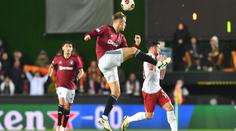 Fantazie na Letné. Sparta vyškolila Galatasaray a slaví v EL postup