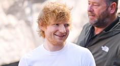 Ed Sheeran si oholil hlavu. Přiznal boj se zákeřnou nemocí