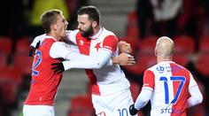 Slavia přetlačila Bohemians 1:0, zachránily jí ale dvě tyčky
