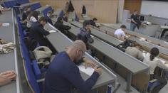 Příprava na přijímačky stojí i desítky tisíc. Chudé rodiny jsou znevýhodněné