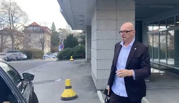 Ministr Klempíř měl dopravní nehodu. Skončil v nemocnici