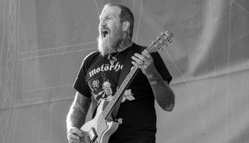 Zemřel bývalý kytarista metalové kapely Mastodon. Bylo mu pouhých 51 let