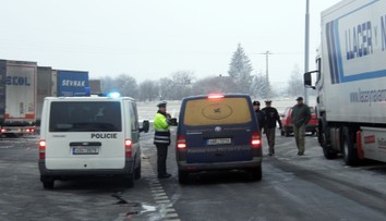 Spícímu řidiči ukradli z kamionu holící strojky za 2 miliony!
