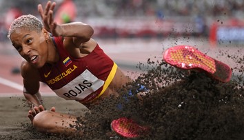 Trojskokanka Rojasová předvedla neskutečný světový rekord a má zlato