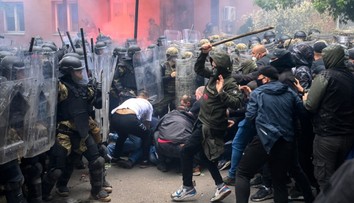 Kosovo zažívá další etnické bouře. Pořádek tam mají zajišťovat i Češi